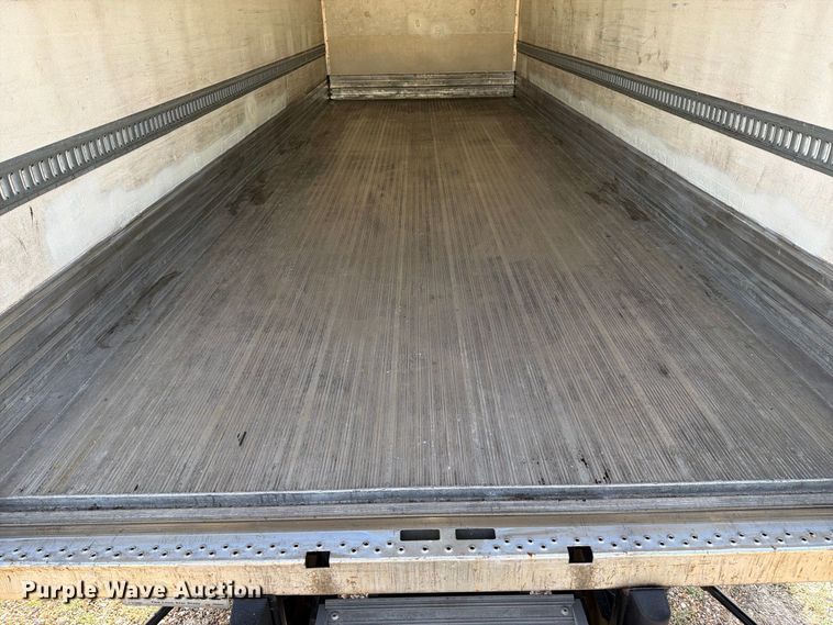 image for item EA7381 2019 International DuraStar 4300 refrigerated truck