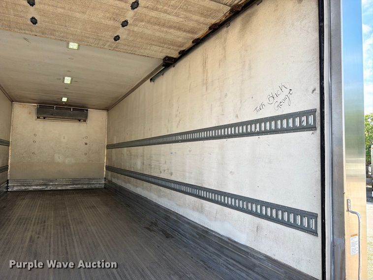 image for item EA7381 2019 International DuraStar 4300 refrigerated truck
