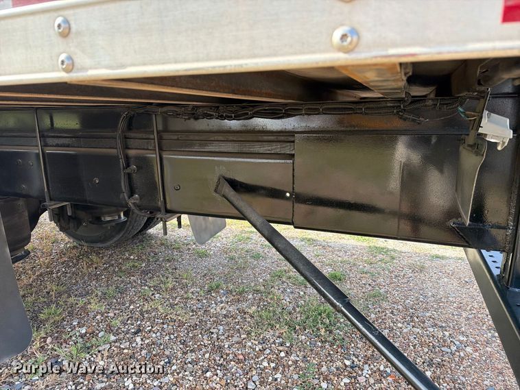 image for item EA7381 2019 International DuraStar 4300 refrigerated truck