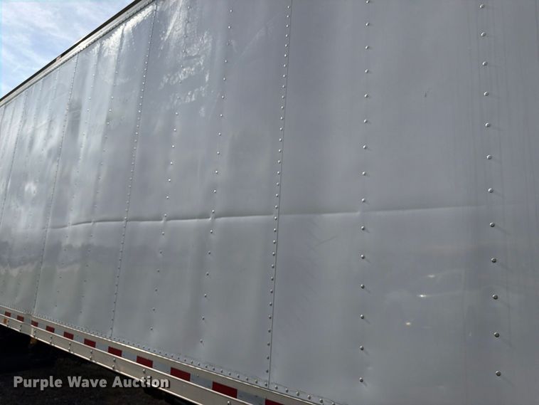 image for item EA7381 2019 International DuraStar 4300 refrigerated truck
