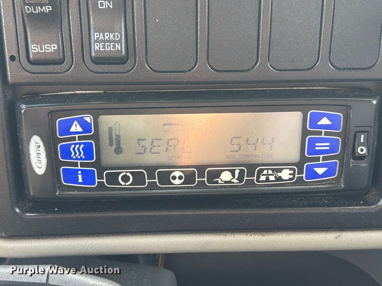 image for item EA7381 2019 International DuraStar 4300 refrigerated truck