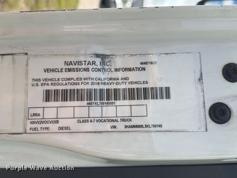 image for item EA7381 2019 International DuraStar 4300 refrigerated truck