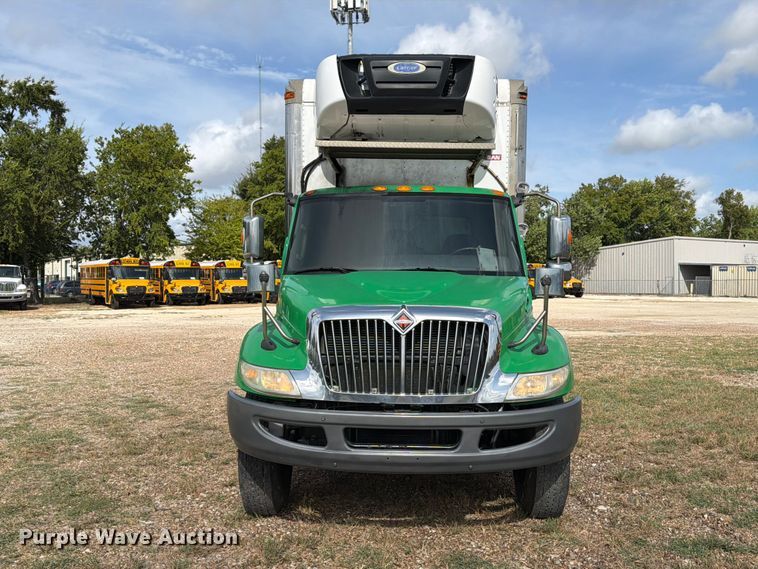 image for item EA7382 2020 International MV607 refrigerated truck