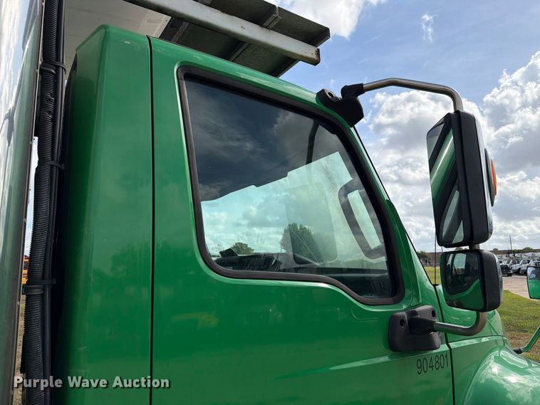 image for item EA7382 2020 International MV607 refrigerated truck