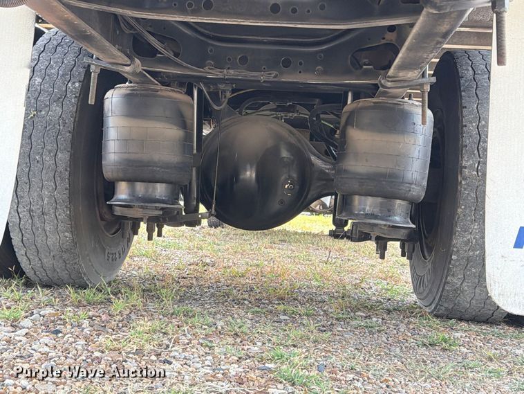 image for item EA7382 2020 International MV607 refrigerated truck