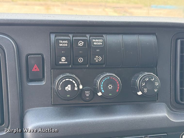 image for item EA7382 2020 International MV607 refrigerated truck