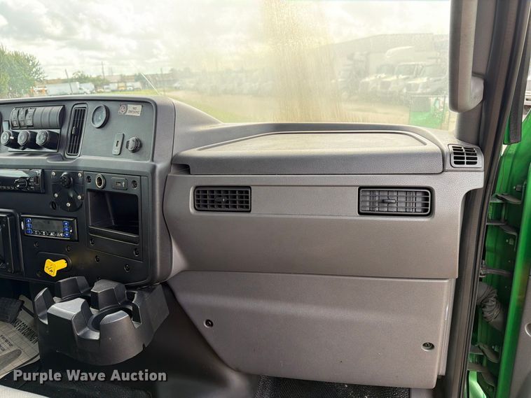 image for item EA7382 2020 International MV607 refrigerated truck