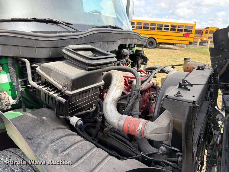 image for item EA7382 2020 International MV607 refrigerated truck