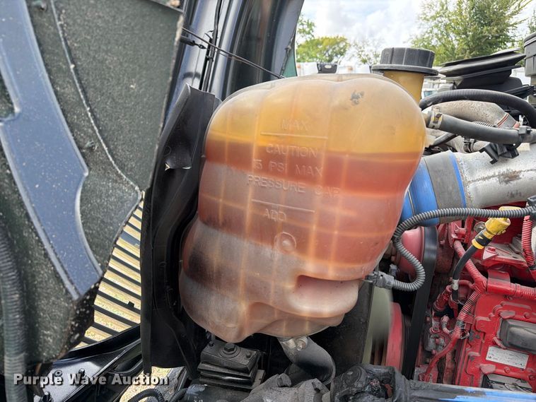 image for item EA7382 2020 International MV607 refrigerated truck