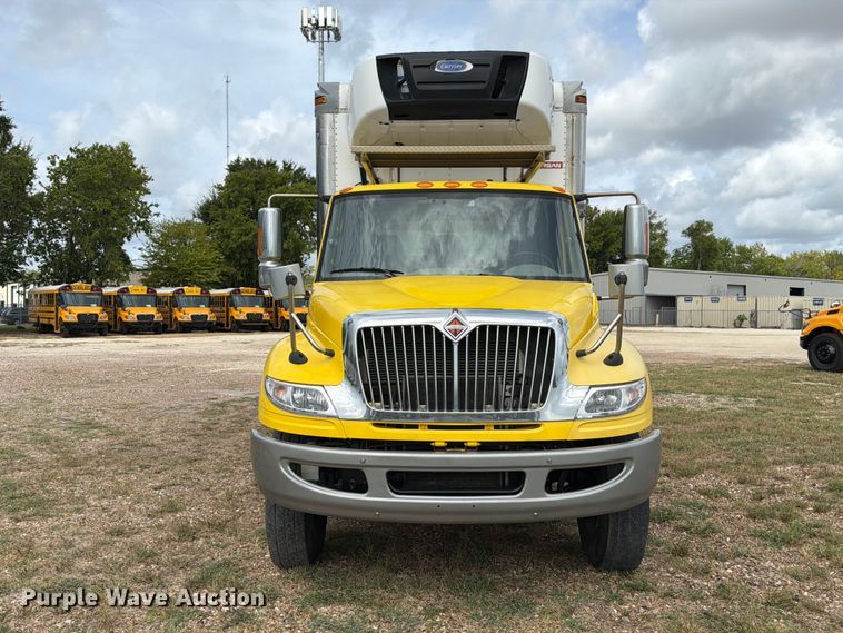 image for item EA7383 2019 International DuraStar 4300 refrigerated truck