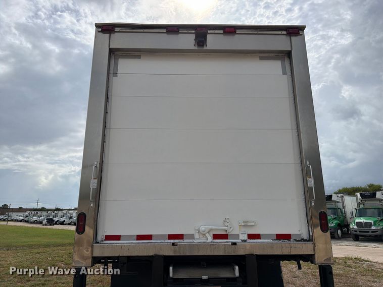 image for item EA7383 2019 International DuraStar 4300 refrigerated truck