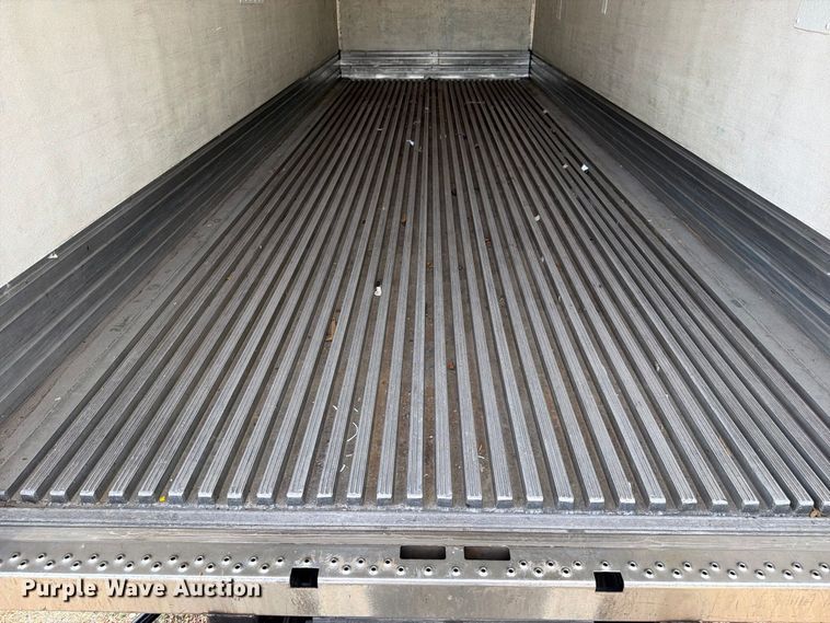 image for item EA7383 2019 International DuraStar 4300 refrigerated truck