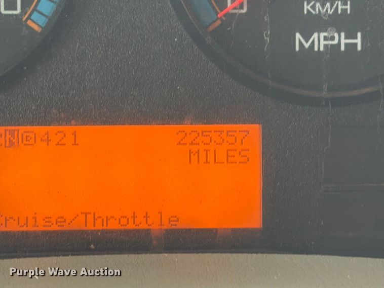 image for item EA7383 2019 International DuraStar 4300 refrigerated truck