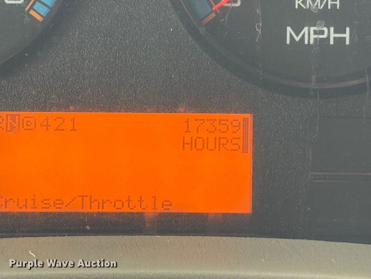 image for item EA7383 2019 International DuraStar 4300 refrigerated truck