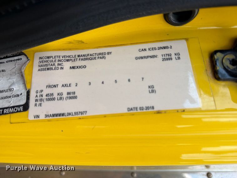 image for item EA7383 2019 International DuraStar 4300 refrigerated truck