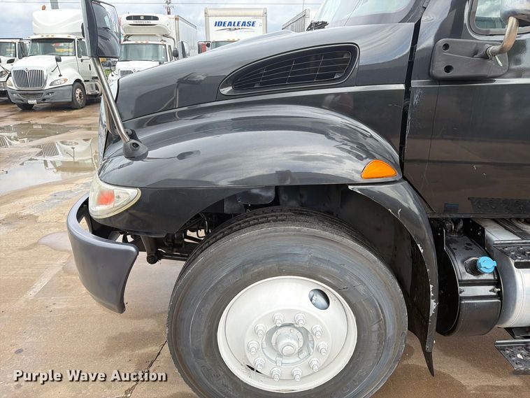 image for item EA7384 2020 International MV607 refrigerated truck