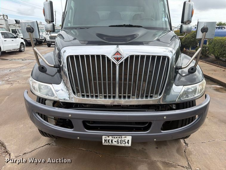 image for item EA7384 2020 International MV607 refrigerated truck