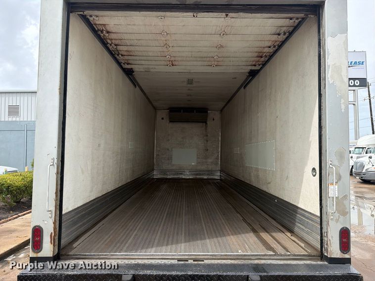 image for item EA7384 2020 International MV607 refrigerated truck