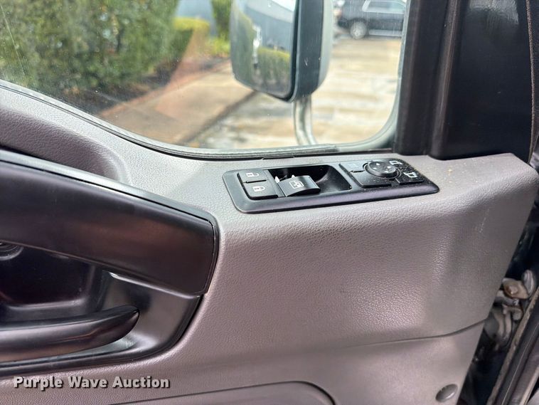 image for item EA7384 2020 International MV607 refrigerated truck