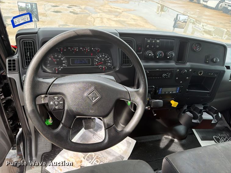 image for item EA7384 2020 International MV607 refrigerated truck
