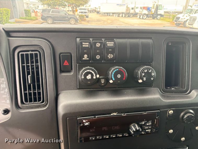 image for item EA7384 2020 International MV607 refrigerated truck
