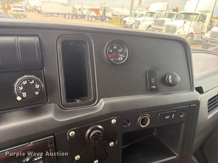 image for item EA7384 2020 International MV607 refrigerated truck