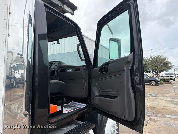 image for item EA7384 2020 International MV607 refrigerated truck