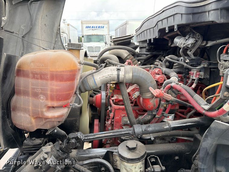 image for item EA7384 2020 International MV607 refrigerated truck