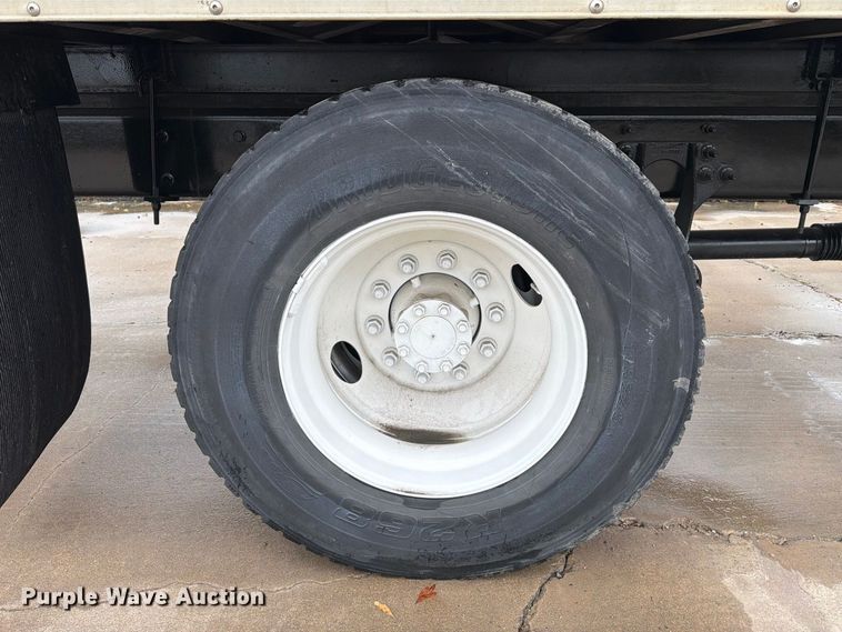 image for item EA7384 2020 International MV607 refrigerated truck