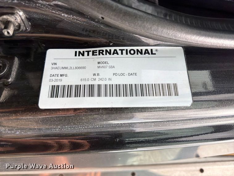 image for item EA7384 2020 International MV607 refrigerated truck