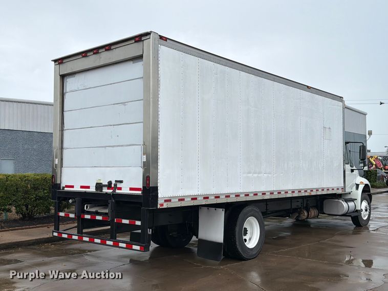 image for item EA7385 2019 International DuraStar 4300 refrigerated truck