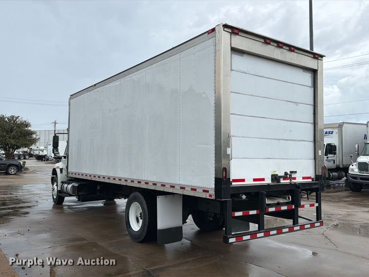 image for item EA7385 2019 International DuraStar 4300 refrigerated truck