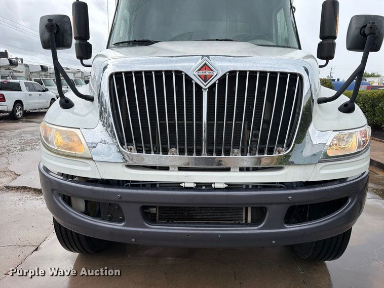 image for item EA7385 2019 International DuraStar 4300 refrigerated truck