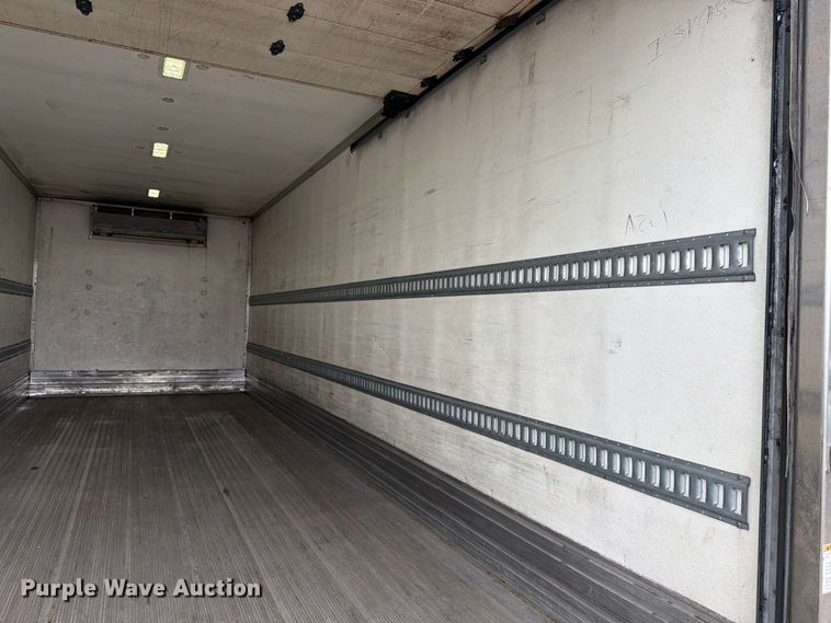 image for item EA7385 2019 International DuraStar 4300 refrigerated truck