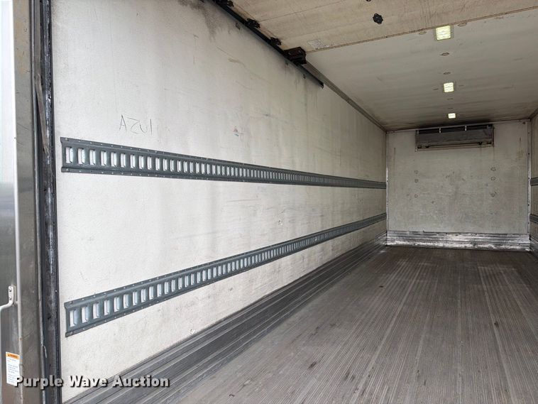 image for item EA7385 2019 International DuraStar 4300 refrigerated truck