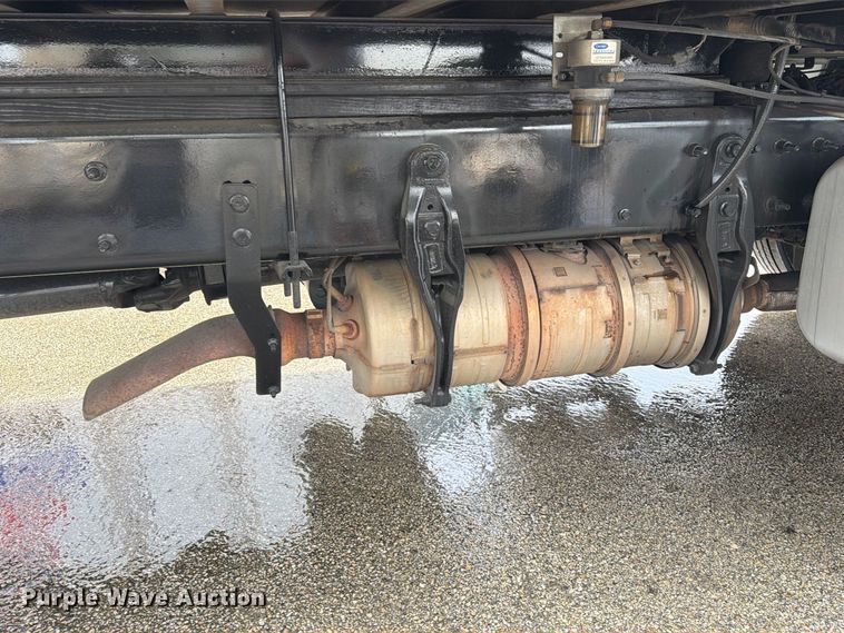 image for item EA7385 2019 International DuraStar 4300 refrigerated truck