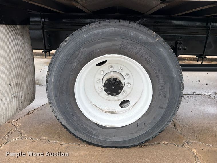 image for item EA7385 2019 International DuraStar 4300 refrigerated truck
