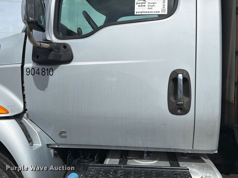 image for item EA7386 2020 International MV607 refrigerated truck