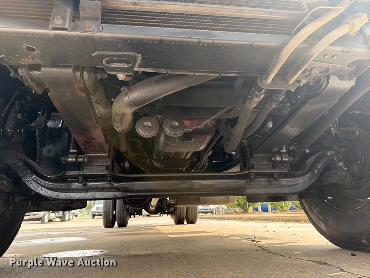 image for item EA7386 2020 International MV607 refrigerated truck
