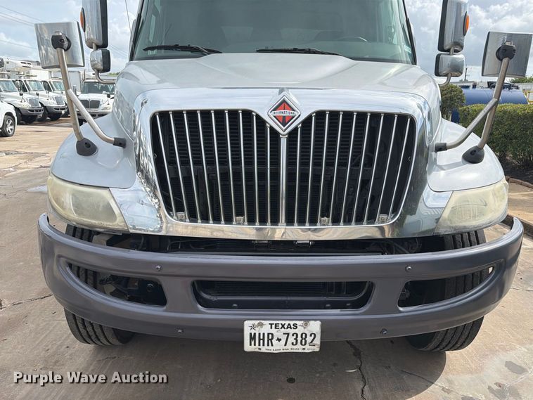image for item EA7386 2020 International MV607 refrigerated truck
