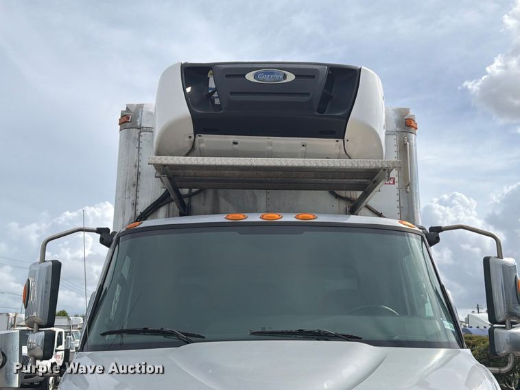 image for item EA7386 2020 International MV607 refrigerated truck