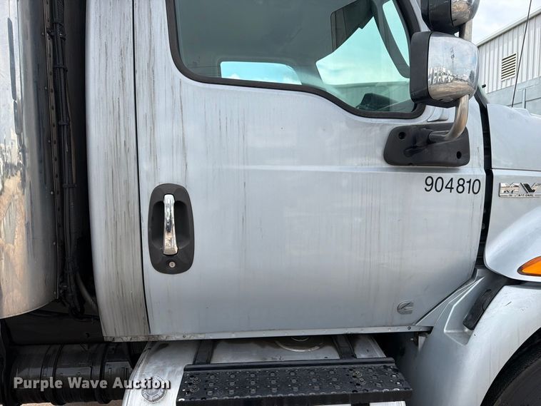 image for item EA7386 2020 International MV607 refrigerated truck