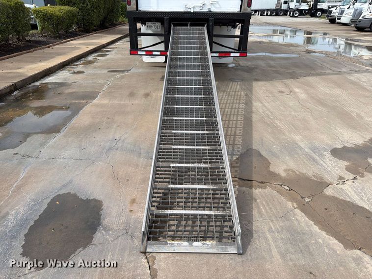 image for item EA7386 2020 International MV607 refrigerated truck