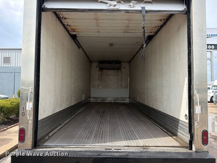 image for item EA7386 2020 International MV607 refrigerated truck