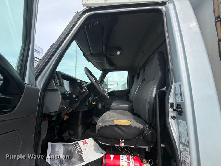 image for item EA7386 2020 International MV607 refrigerated truck