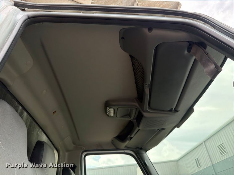 image for item EA7386 2020 International MV607 refrigerated truck