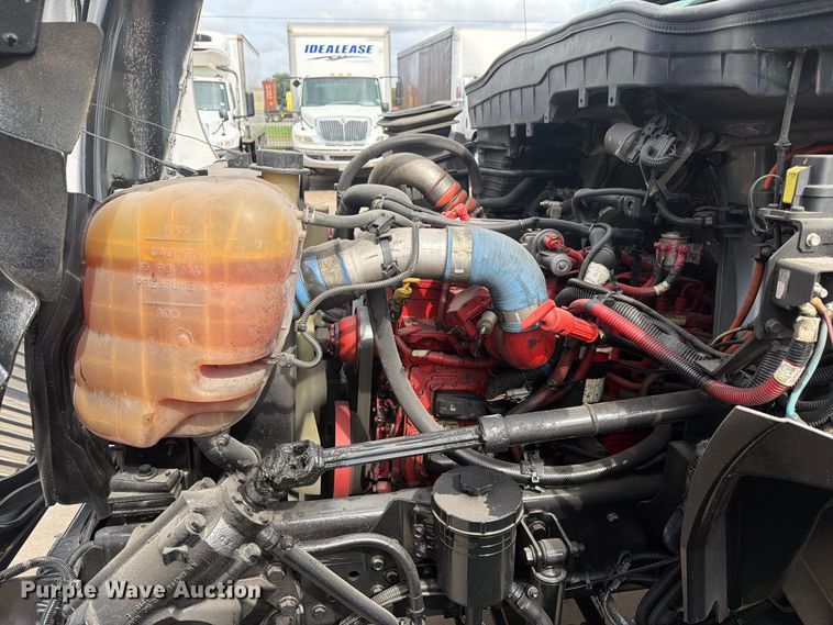 image for item EA7386 2020 International MV607 refrigerated truck