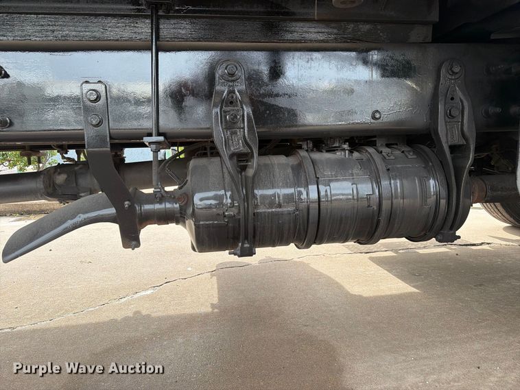 image for item EA7386 2020 International MV607 refrigerated truck
