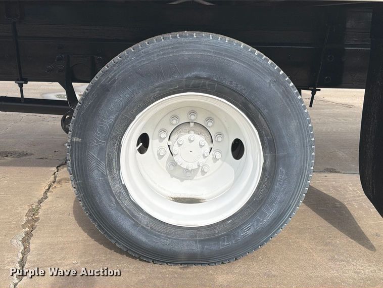 image for item EA7386 2020 International MV607 refrigerated truck