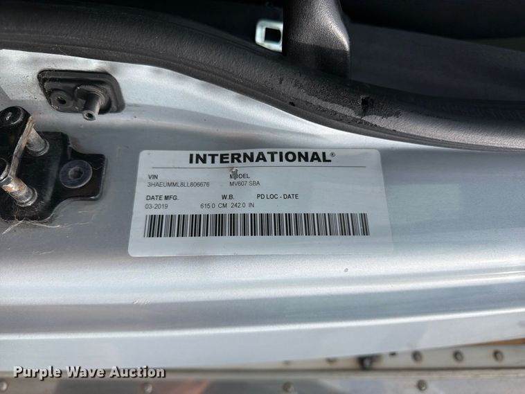 image for item EA7386 2020 International MV607 refrigerated truck